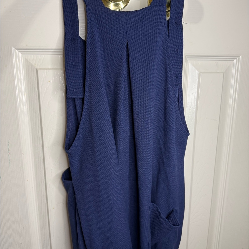Halara Adjustable Strap Wide Leg Jumpsuit Navy Overalls Pockets M NWT - Picture 5 of 5